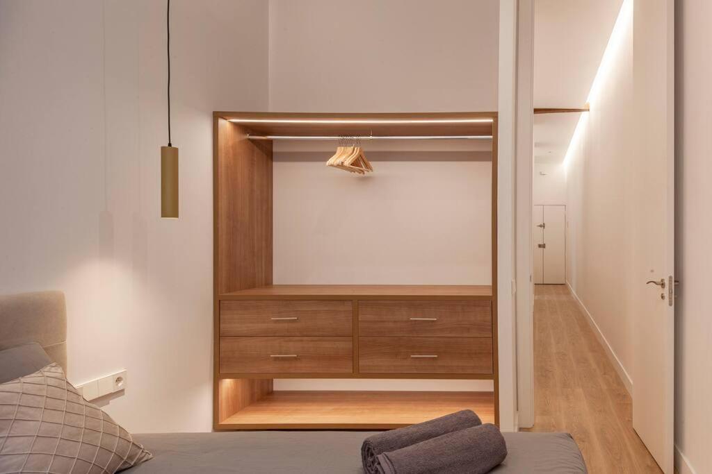 Centro III Calle Carrera De San Jeronimo 3Br 3Bh Madrid Bagian luar foto